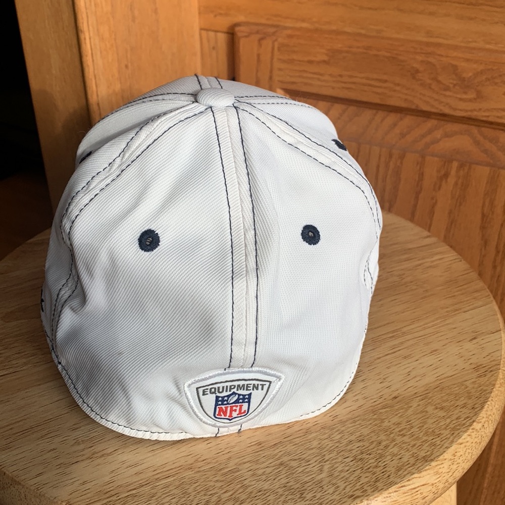 Chicago Bears Reebok hat🏈 - Picture 3 of 7